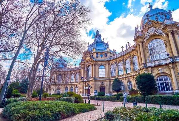 Budapest Hungría Febrero 2022 Espectacular Edificio Del Museo Agrícola Húngaro —  Fotos de Stock