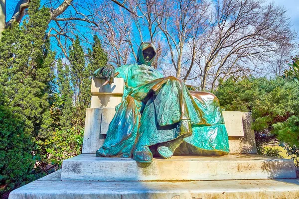 Monumento Bronce Anónimo Parque Del Castillo Vajdahunyad Budapest Hungría —  Fotos de Stock