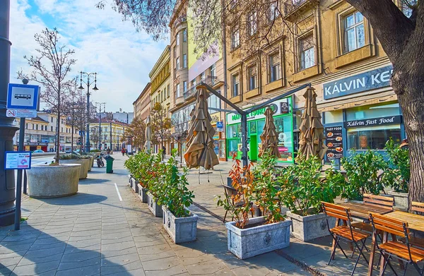 Budapest Hungary Şubat 2022 Calvin Meydanı Ndaki Kafeler Mağazaların Terasları — Stok fotoğraf