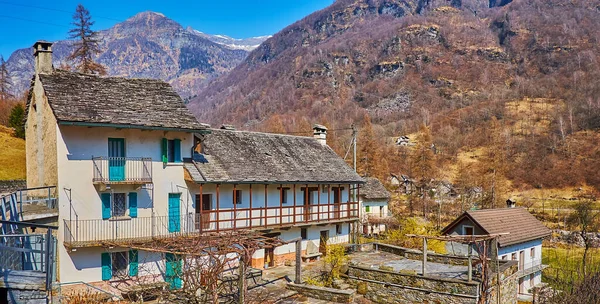Panorama Old Houses Rocky Alps Gerra Settlement Located Valle Verzasca — Stock Photo, Image