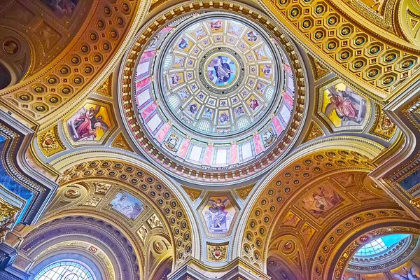 Будапест Хангария Февраля 2022 Года Внутренний Купол Собора Святого Стефана — стоковое фото