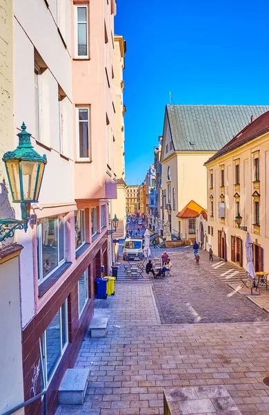 Brno República Checa Março 2022 Rua Estreita Cidade Velha Com — Fotografia de Stock