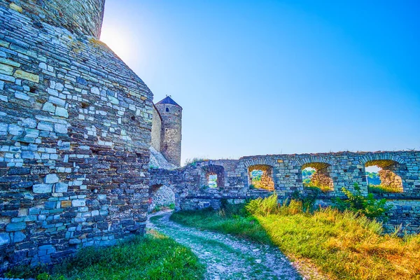 Die Spektakulären Steinernen Verteidigungsgegenstände Der Burg Kamjanez Podilskyj Ukraine — Stockfoto