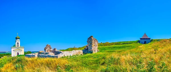 Panorama Ruins Church Meadows Khotyn Fortress Medieval Complex Ukraine — ストック写真