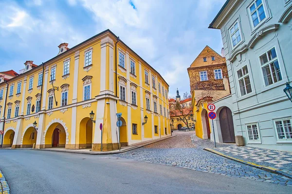 Yellow Building Auersper Palace Located Valdstejn Square Lesser Quarter Prague — Fotografia de Stock