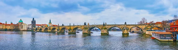 Panoramic View Rippled Vltava River Medieval Stone Charles Bridge Carved — Fotografia de Stock