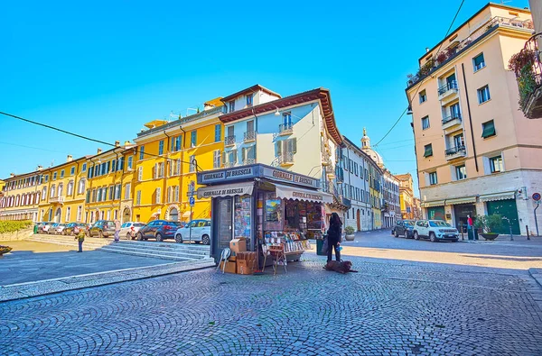 Brescia Italy April 2022 Small Kiosk Corner San Francesco Assisi — Stockfoto