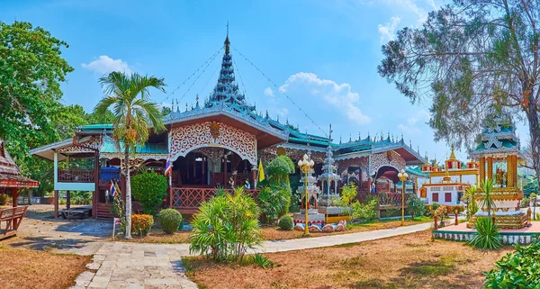 Panorama Wat Chong Kham Temple Carved Viharn Topped Complex Multi — Foto de Stock