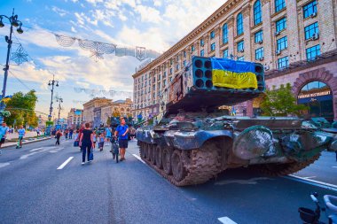 KYIV, UKRAINE - AUGUST 23, 2022: Destroyed Russian multiple rocket launcher Solntsepyok (TOS-1) on exhibition, on August 24 in Kyiv, Ukraine