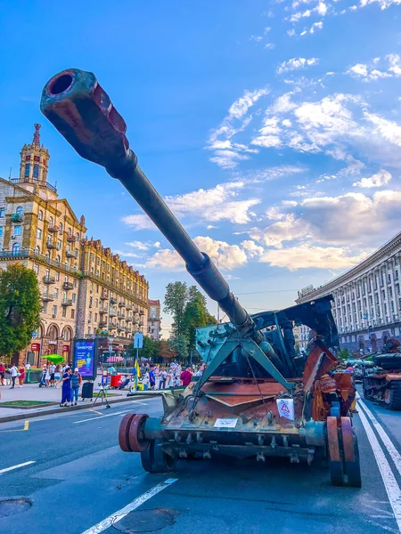 KYIV, UKRAINE - AUGUST 23, 2022: Khreshchatyk Avenue with rusty and burnt MSTA self-propelled artillery on the exhibition of destroyed Russian military vehicles, on August 24 in Kyiv, Ukraine