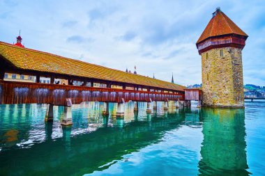 Stunning Kapellbrucke (Chapel Bridge), the oldest wooden bridge in Europe, Lucerne, Switzerland