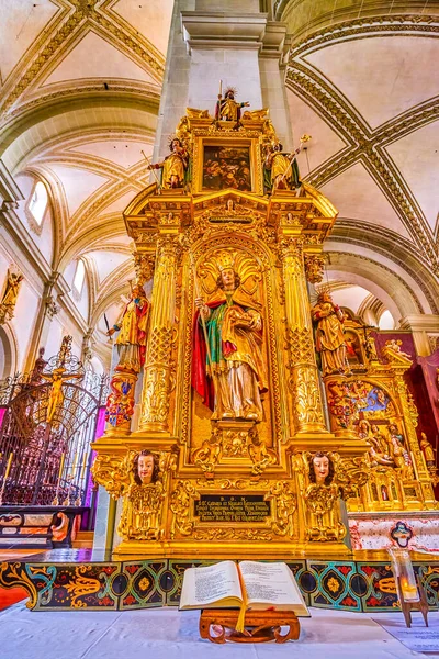 Lucerne Suiza Marzo 2022 Retablo Oro Iglesia San Leodegar Hof — Foto de Stock