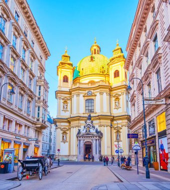 VIENNA, AUSTRIA - 17 Şubat 2019: Peterskirche (St. Peter Kilisesi), merkez ilçedeki en eski kiliselerden biri, 17 Şubat 'ta Viyana, Avusturya