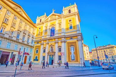 VIENNA, AUSTRIA - 17 Şubat 2019: Freyungplatz Meydanı 'ndaki İskoç Kilisesi (Schottenkirche) cephesi, 17 Şubat' ta Viyana, Avusturya