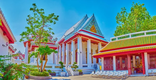 Храмы Святыни Дворе Комплекса Wat Bowonniwet Vihara Бангкоке Таиланд — стоковое фото