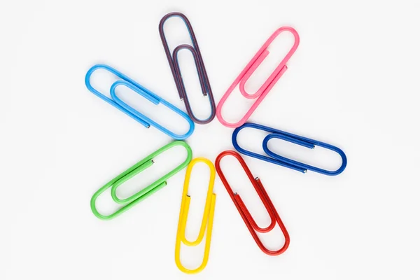 Colorful paper clips in white background — Stock Photo, Image