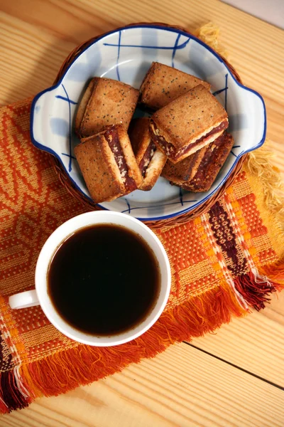 Taza de café de la mañana con galletas — Foto de Stock