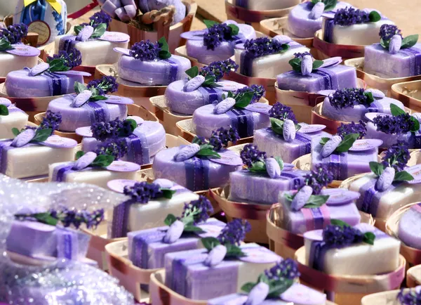 Lavanda jabón mercado en provence, francia Imagen de stock