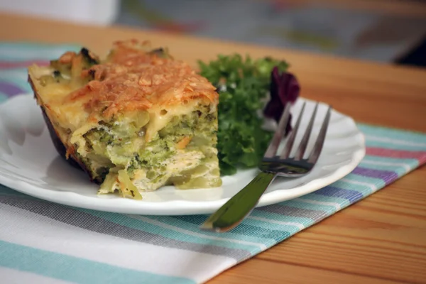 Casserole - cauliflower baked with egg and cheese — Stock Photo, Image