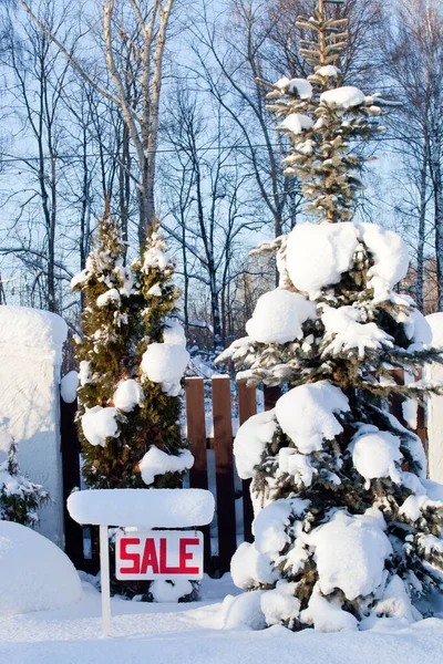 Sale Sign Snowy Winter — Zdjęcie stockowe