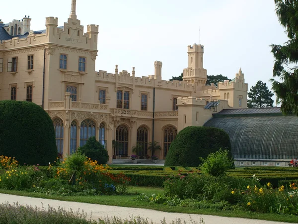 Beau château monument historique Lednice — Photo