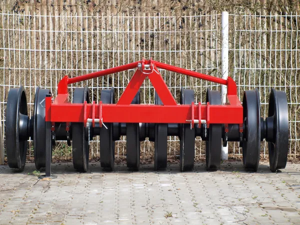 Машина для обработки почвы - таран — стоковое фото