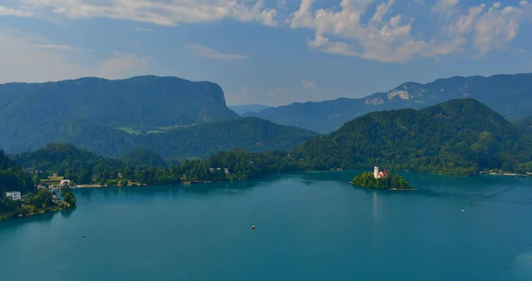 Lago Bled Situado Los Pies Los Alpes Julianos Eslovenos Eslovenia — Foto de Stock