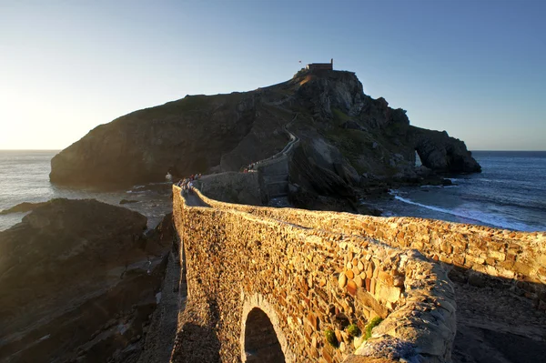 San Juan de Gaztelugatxe nei Paesi Baschi al tramonto — Foto Stock