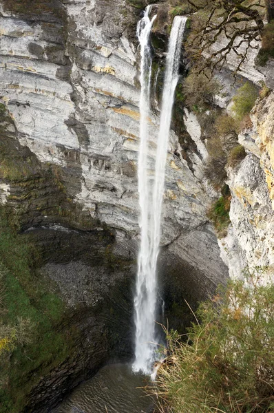 Gujuli 在巴斯克人国家的瀑布 — 图库照片
