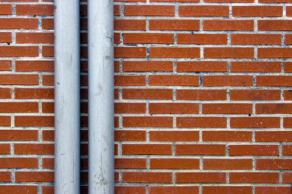 Abflussrohr an einer Wand — Stockfoto