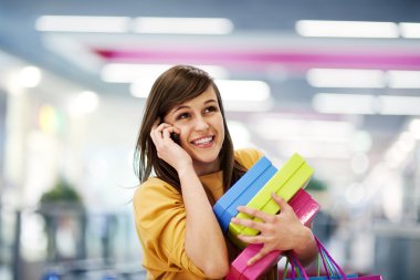 güzel bir kadın telefon alışveriş merkezi