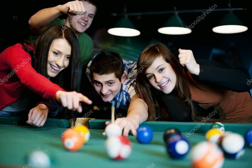 Flirten beim bowling
