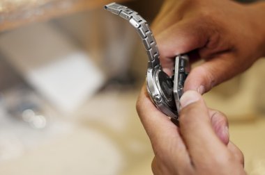 iş yerinde izlemek yapımcısı.