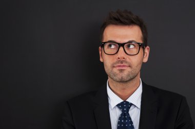 yakışıklı işadamı