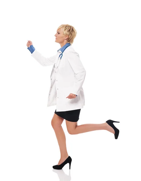 Ärztin läuft für ihre Patienten — Stockfoto