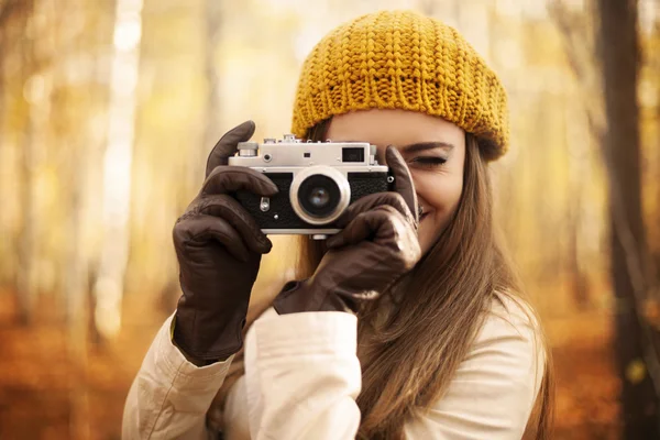 Woman taking photo — Stock Photo, Image