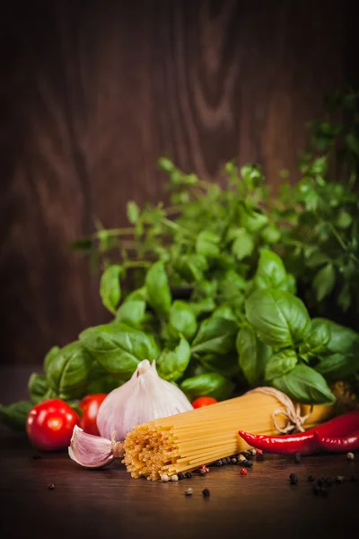 Pasta and spices — Stock Photo, Image