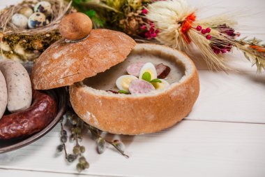 ekmek kase beyaz pancar çorbası