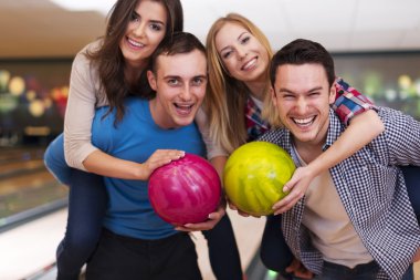 tarihte bowling salonu