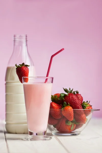 Strawberry cocktail — Stockfoto