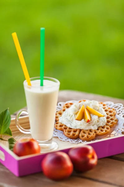 Summer snacks — Stock Photo, Image