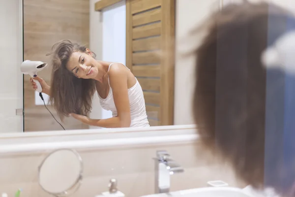 Beautiful brunette woman — Stock Photo, Image