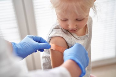 Aşıdan hemen sonra Kafkas ilköğretim çağı