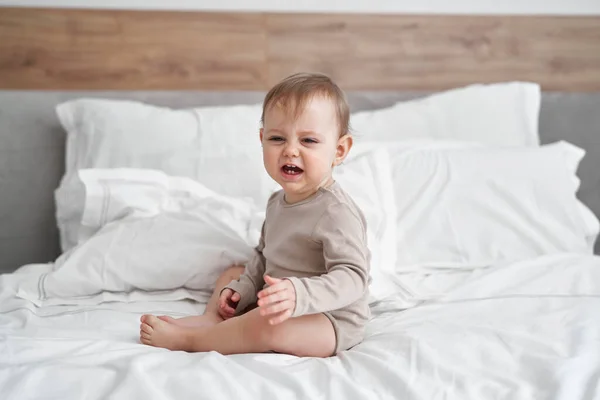 Caucasian Little Baby Girl Sitting Bed Crying — Stock Photo, Image