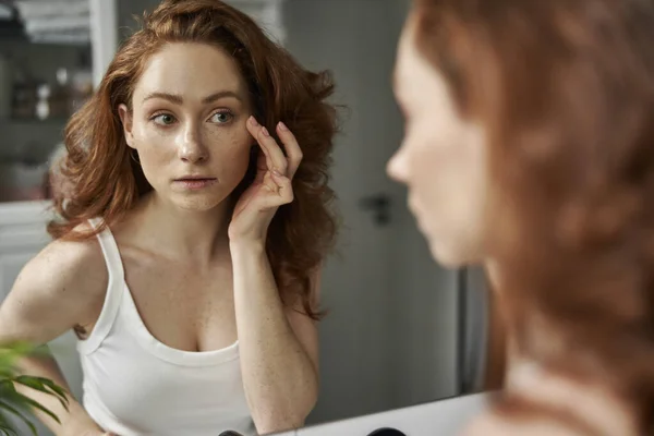 Redhead Caucasian Woman Bathroom Checking Face Condition — Foto de Stock