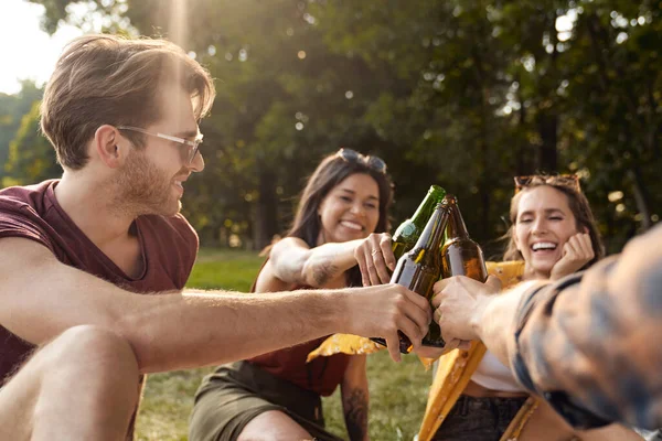 Group Young Friends Spending Time Camper Side Drinking Beer — Photo