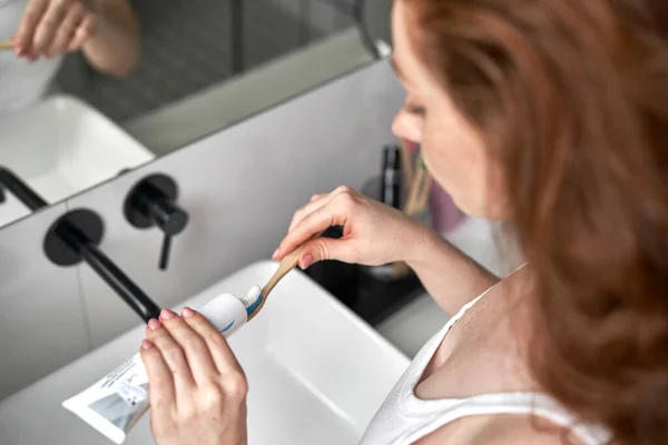 Caucasian Woman Brushing Teeth Bathroom — Stock Photo, Image