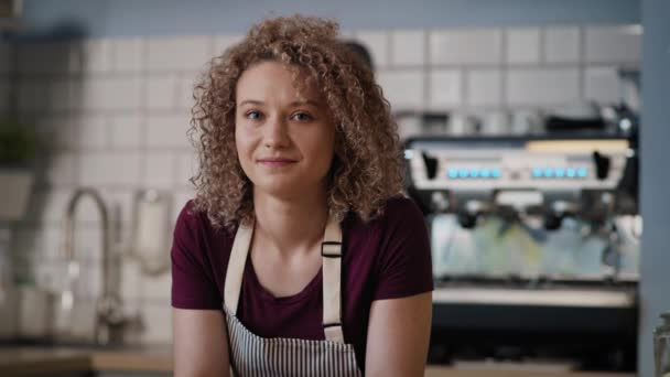 Portrait Young Caucasian Waitress Bakery Shot Red Helium Camera — Stock Video