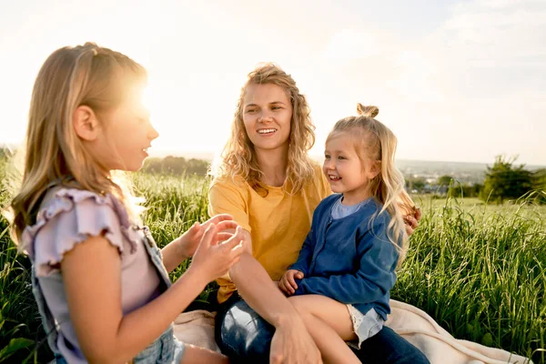 Woman Two Daughters Spending Free Time Meadow — Stockfoto