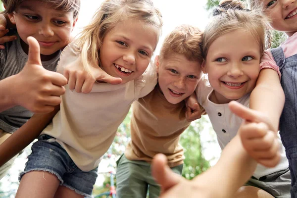 Close Portrait Kids Embracing Together —  Fotos de Stock